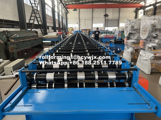 T153-40L-840 Hochgeschwindigkeitsmaschine zur Rollformung von Metallböden
