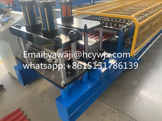 Automatische Türverschluss-Blade Rollformmaschine Garagentür Rollende Tür-Herstellmaschine