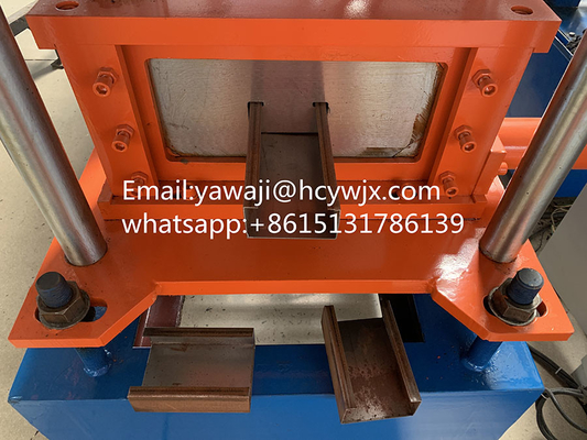 PLC-Steuerung C-Purlin Rollenformmaschine