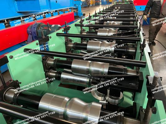 Stahl / Aluminium / Kupfer-Rinnenmaschine für Regenwasser-Rinnenprofile