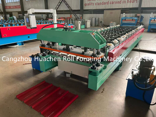 15-20 m/min Geschwindigkeit 0,3-0,6 mm Materialdicke Kettenantrieb Dachplattenrollenformmaschine für Metallfliesen und Dachplatten