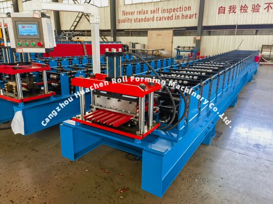 Maschine zur Kaltrollformung von Metallblechen