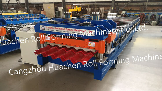 Maschine zur Verformung von Stahlplatten mit Pbr-Dachplatten
