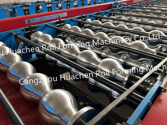 Verkäufliche Kaltrollenformmaschine für Wellfarbstahl-Dachbleche