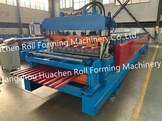 Maschine für das Trapez- und Metallplattendach, Maschine zur Fliesenherstellung, Maschine zum Formen von Fliesen aus Fliesen auf dem Dach
