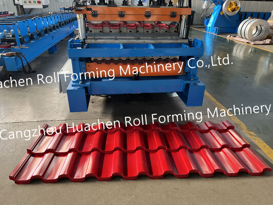 Maschine für das Trapez- und Metallplattendach, Maschine zur Fliesenherstellung, Maschine zum Formen von Fliesen aus Fliesen auf dem Dach