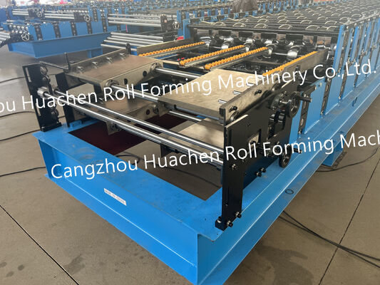 Maschine zur Verformung von Dach- und Wandplatten