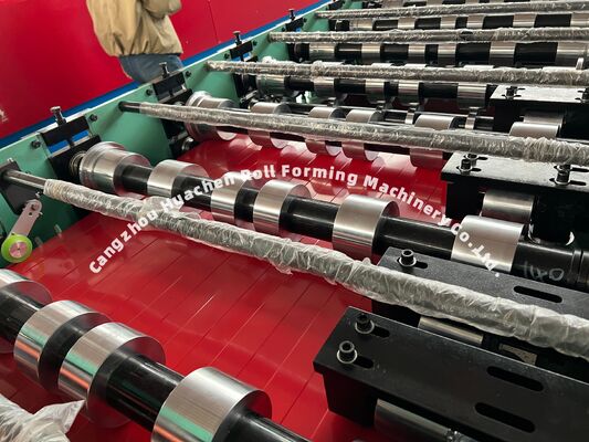 Maschine zur Herstellung von Metall-Stahl-Dachplatten
