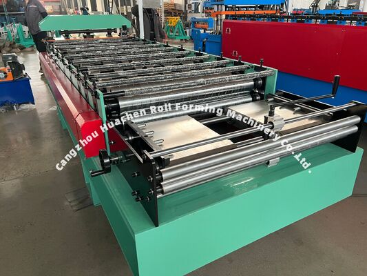 Maschine zur Herstellung von Metall-Stahl-Dachplatten
