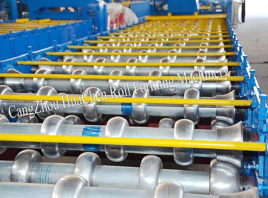 Stahldach glasig-glänzende Fliesen-Rolle, die Stationen des Maschinen-Fachmann-18 bildet