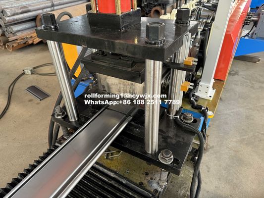 6.5mx1mx1.4m Rollen Tür Roll Formmaschine für kundenspezifische Profile und unterschiedliche Breite