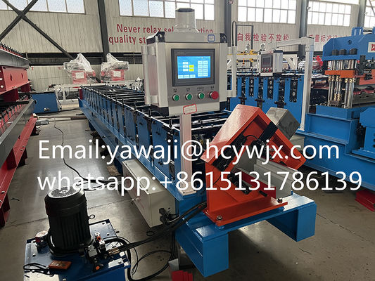 Galvanisierte Ridge-Deckungs-Gossen-Dach-Platten-Rolle, die Breite der Maschinen-410mm bildet