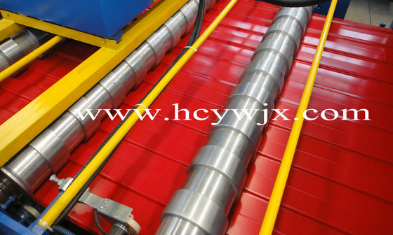 Blaue Hochgeschwindigkeitsdach-Platten-Rolle, welche die Maschine/Rolle ehemalig bildet