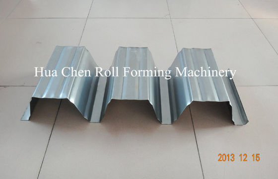 Losacero Section 25 Rollenformmaschine für das Bodendeck