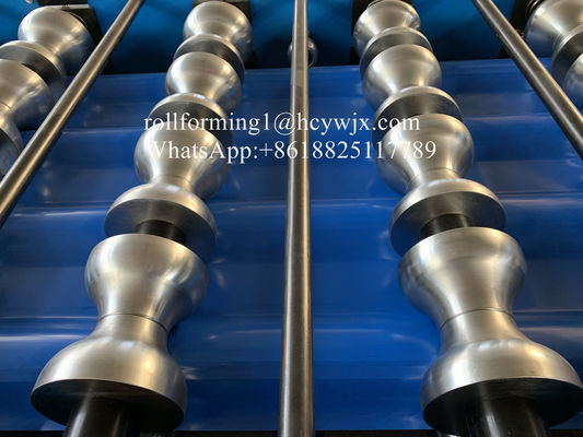 Metalldach glasig-glänzende Fliese walzen die Formung der Maschine mit 5T Handbuch Decoiler kalt