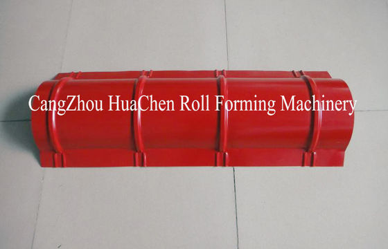 Galvanisierte Stahl-Ridge-Kappen-Rolle, die Maschinen-hydraulische Steuerung glasig-glänzende Fliesen-Art bildet